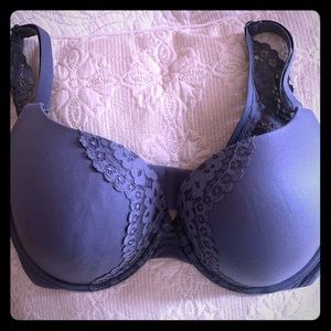 Victoria’s Secret bra 38dd